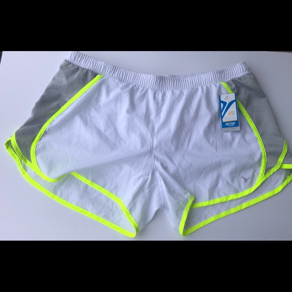 New Old Navy Activewear Lined Shorts